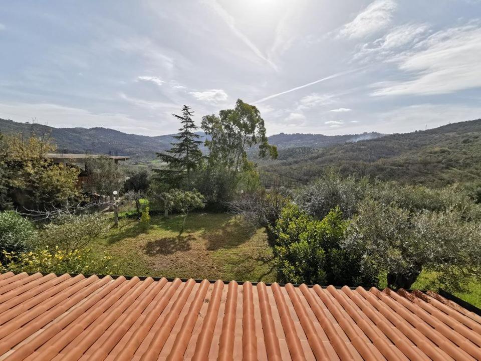 Bed & Breakfast Villa Flora Eredita Bagian luar foto