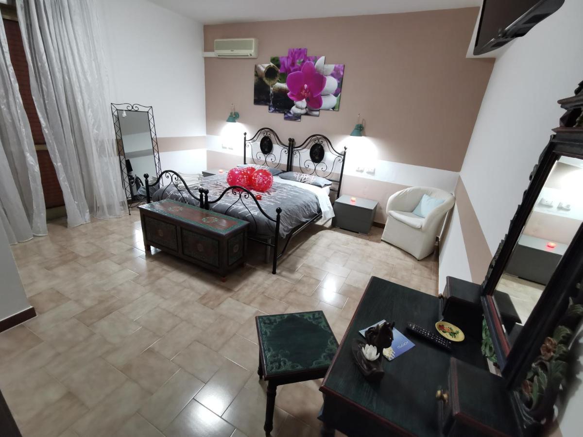 Bed & Breakfast Villa Flora Eredita Bagian luar foto